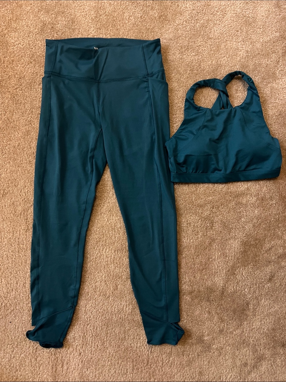 All In Motion Womenโs Workout Set Size Small